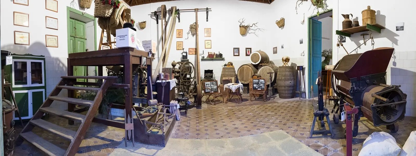 Edificaciones históricas de la Bodega San Juan en la Finca El Mocanal